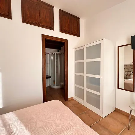 Maloche Apartment