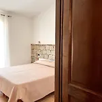 Maloche Apartment *
