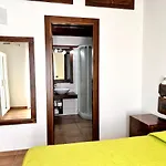 Maloche Apartment *